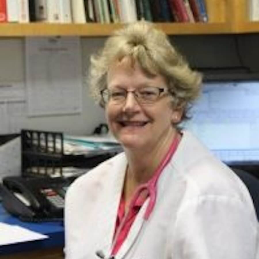 https://www.asheboroanimalhospital.com/wp-content/uploads/sites/14/2021/06/dr-leslie-yow-900x900-optimized.jpg